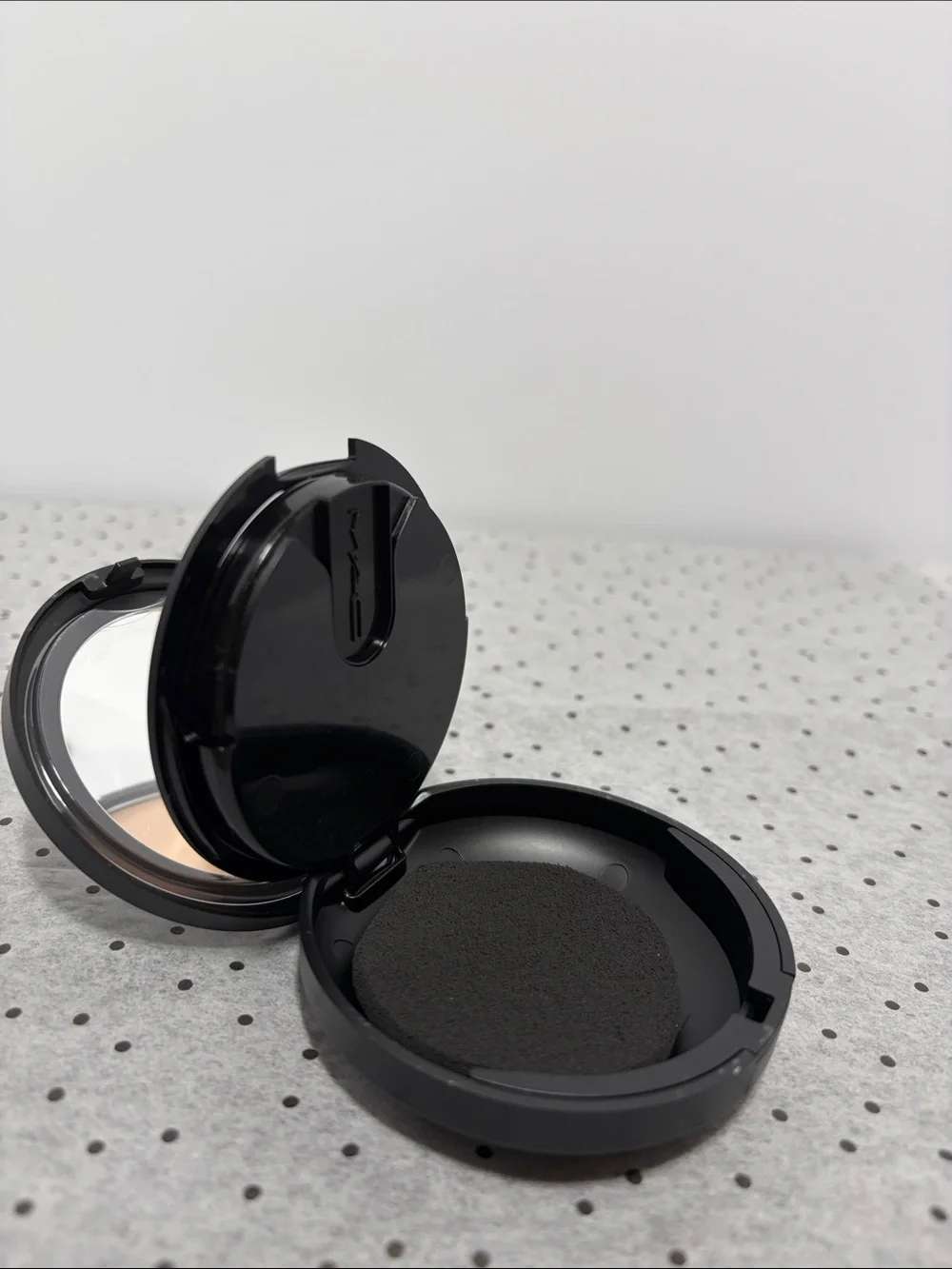 MAC NW5 studio fix Pressed Powder plus foundation compact new